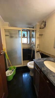 Image of 1100 Sq.ft 2 BHK Apartment / Flat for sale in Andheri West, Mumbai for Rs. 37000000