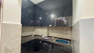Kitchen Image of 800 Sq.ft 1 BHK Builder Floor for rent in Saket RWA, Saket New Delhi for Rs. 30000