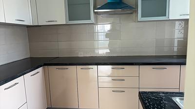 Kitchen Image of 1900 Sq.ft 3 BHK Apartment / Flat for sale in Shree Vardhman Victoria, Sector 70 Gurgaon for Rs. 24000000