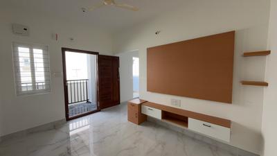 Living Room Image of 650 Sq.ft 1 BHK Builder Floor for rent in Thanisandra Bengaluru for Rs. 23000