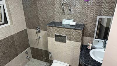 Image of 1900 Sq.ft 3 BHK Apartment / Flat for sale in Pareena Express Heights, Sector 99, Gurgaon for Rs. 21500000