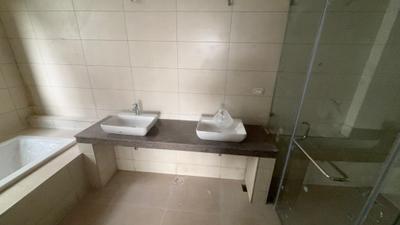 Image of 10068 Sq.ft 6 BHK Villa for sale in Godrej Crest, Jaypee Greens, Greater Noida for Rs. 260000000