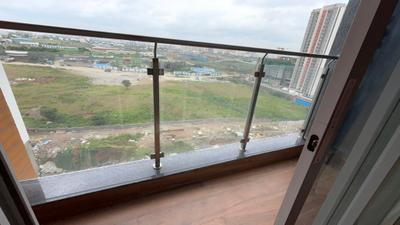 Balcony Image of 810 Sq.ft 2 BHK Duplex for rent in Gera World Of Joy, Upper Kharadi Pune for Rs. 40000