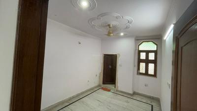 Bedroom Image of 900 Sq.ft 3 BHK Builder Floor for rent in Uttam Nagar New Delhi for Rs. 18500