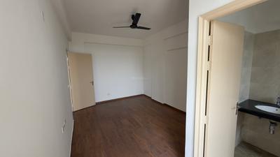 Bedroom Image of 899 Sq.ft 2 BHK Apartment / Flat for sale in UCHDPL Wave Executive Floors G, Wave City Ghaziabad for Rs. 8000000