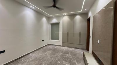 Bedroom Image of 2701 Sq.ft 4 BHK Builder Floor for sale in Paschim Vihar New Delhi for Rs. 47500000