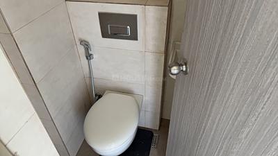 Bathroom Image of 510 Sq.ft 1.5 BHK Apartment / Flat for sale in Ajmera Greenfinity Wing C And D, Wadala Mumbai for Rs. 15000000