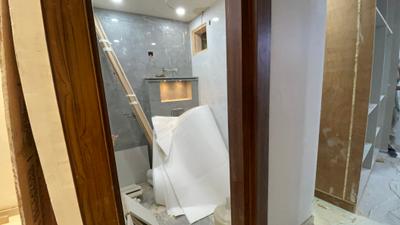 Image of 900 Sq.ft 3 BHK Builder Floor for sale in Laxmi Nagar, New Delhi for Rs. 11000000