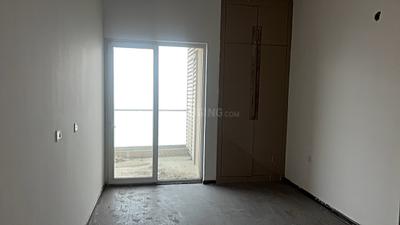 Bedroom Image of 1380 Sq.ft 2 BHK Apartment / Flat for rent in Supertech Supernova, Sector 94 Noida for Rs. 46000