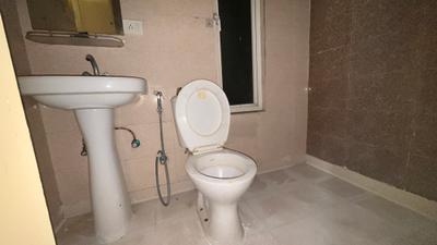 Bathroom Image of 590 Sq.ft 1 BHK Studio for rent in Habitech Panchtatva Phase 1, Noida Extension Greater Noida for Rs. 17000
