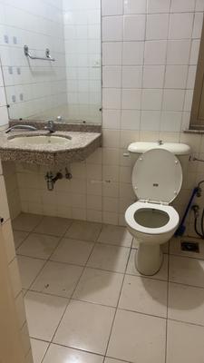 Image of 1400 Sq.ft 2 BHK Apartment / Flat for sale in DLF Richmond Park, Sector 43, Gurgaon for Rs. 33000000