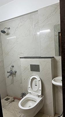 Bathroom Image of 450 Sq.ft 1 RK Independent House for rent in Mahalakshmi Nagar Indore for Rs. 13000