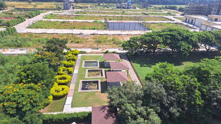 Barauda Main Image 1