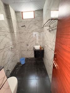 Bathroom Image of 1033 Sq.ft 2 BHK Builder Floor for rent in Jankipuram Extension Lucknow for Rs. 15500