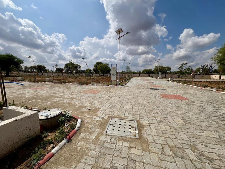 Kedia parwati meadows Main Image 1