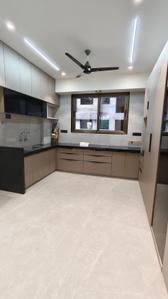Kitchen Image of 1750 Sq.ft 3 BHK Apartment / Flat for sale in Kiran Concord Towers, Dahin Nagar Surat for Rs. 6000000