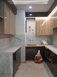 Kitchen Image of 2250 Sq.ft 4 BHK Apartment / Flat for sale in DM Infra, Sector 104 Noida for Rs. 8750000