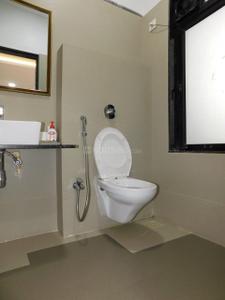 Image of 2500 Sq.ft 6 BHK Apartment / Flat for sale in Dosti Mezzo 22, Sion, Mumbai for Rs. 120000000