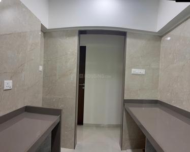 Kitchen Image of 560 Sq.ft 1 BHK Apartment / Flat for sale in Kandivali West Mumbai for Rs. 10800000