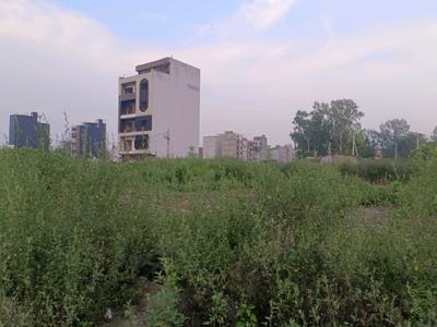 Image of 120 Sq.ft Residential Plot / Land for sale in Rohini Sector 28, New Delhi for Rs. 36000000