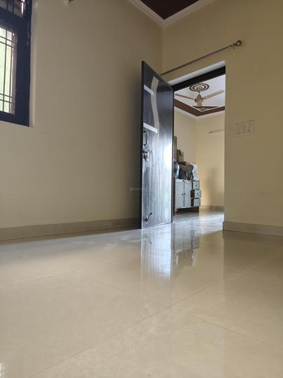 Sector 31 Main Image 1