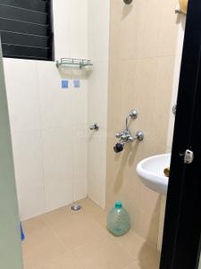 Bathroom Image of 510 Sq.ft 1 BHK Apartment / Flat for sale in Kharghar Navi Mumbai for Rs. 6500000