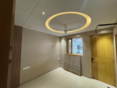 Bedroom Image of 1400 Sq.ft 3 BHK Builder Floor for sale in Janakpuri New Delhi for Rs. 23000000
