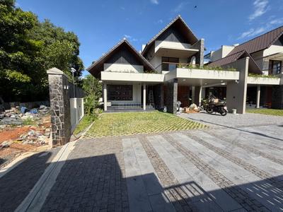 Image of 4000 Sq.ft 4 BHK Independent House for sale in Kakkanad, Kochi for Rs. 37500000