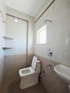 Bathroom Image of 844 Sq.ft 1 BHK Apartment / Flat for rent in BTM Layout Bengaluru for Rs. 22999