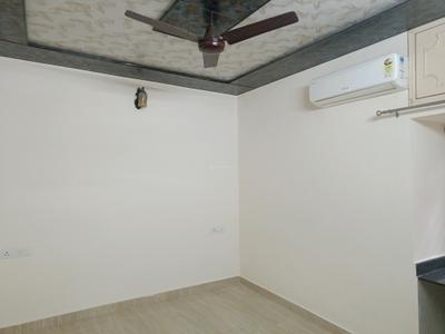 Bedroom Image of 1500 Sq.ft 2 BHK Apartment / Flat for rent in DDA Sector C Pocket 6, Vasant Kunj New Delhi for Rs. 70000