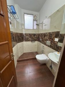 Bathroom Image of 7500 Sq.ft 8 BHK Independent House for sale in Maharani Bagh New Delhi for Rs. 850000000