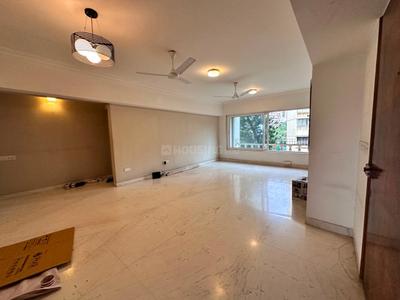 Hall Image of 1350 Sq.ft 3 BHK Apartment / Flat for sale in Khar West Mumbai for Rs. 90000000