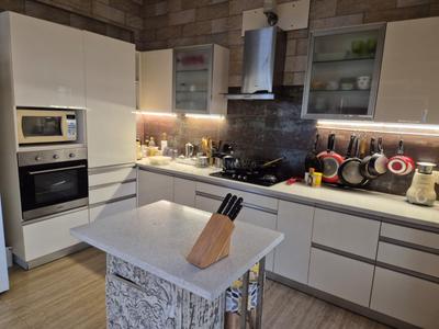 Kitchen Image of 2550 Sq.ft 4 BHK Independent House for sale in Paranjape Cascade, Bhugaon Pune for Rs. 38000000