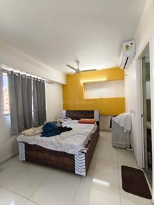 Bedroom Image of 400 Sq.ft 1 RK Apartment / Flat for rent in Godrej Vanaangan, Jagatpur Ahmedabad for Rs. 17990