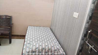 Bedroom Image of 1008 Sq.ft 1.5 BHK Builder Floor for rent in Lehertara Industrial Estate Varanasi for Rs. 18500