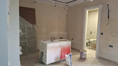 Bedroom Image of 2450 Sq.ft 4 BHK Builder Floor for sale in Rajouri Garden New Delhi for Rs. 55000000