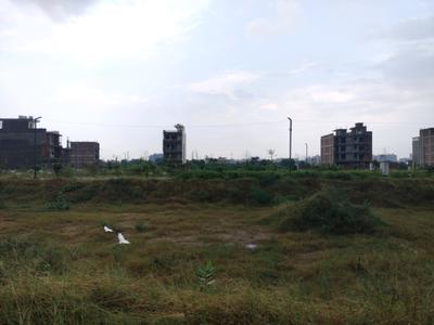 Image of 990 Sq.ft Residential Plot / Land for sale in Amolik Aster Woods, Sector 98, Faridabad for Rs. 16500000