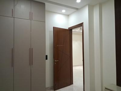 Bedroom Image of 1200 Sq.ft 3 BHK Builder Floor for sale in Paschim Vihar New Delhi for Rs. 26000000