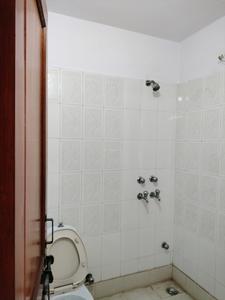 Bedroom One Image of 1700 Sq.ft 3 BHK Apartment / Flat for rent in Jhelum Arorvansh Apartments, Sector 5 Dwarka New Delhi for Rs. 52000