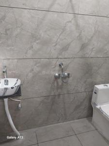 Bathroom Image of 1200 Sq.ft 2 BHK Builder Floor for rent in Hoshangabad Road Bhopal for Rs. 20000