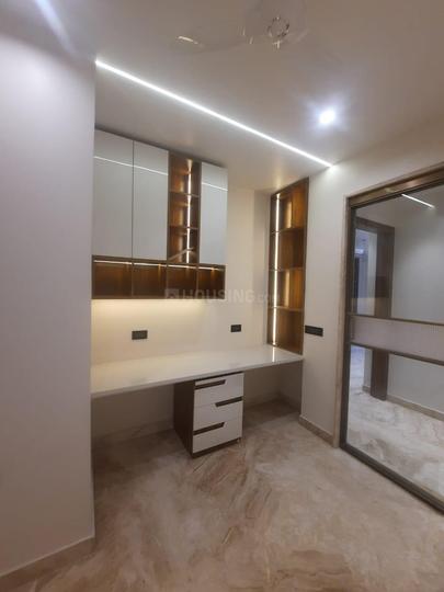 Mayfield Garden Luxury Floors Main Image 1