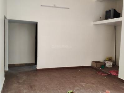 Bedroom Image of 1500 Sq.ft 5 BHK Villa for rent in Priyadarshni Colony Jabalpur for Rs. 30000