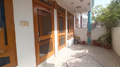 Balcony Image of 2000 Sq.ft 3 BHK Builder Floor for rent in Omaxe City Lucknow for Rs. 18000