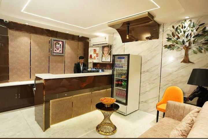 The shines Bedroom 1