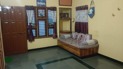 Living Room Image of 850 Sq.ft 1 BHK Independent House for rent in Tapowan Kolhapur for Rs. 6500