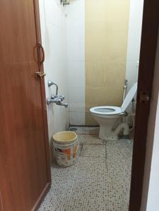Bathroom Image of 450 Sq.ft 1 BHK Builder Floor for rent in Koramangala Bengaluru for Rs. 25000