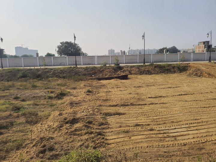 Golden Park Main Image 1