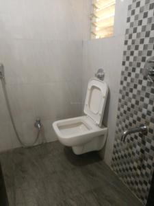 Common Bathroom Image of 980 Sq.ft 2 BHK Apartment / Flat for sale in 38 Park Majestique, Undri Pune for Rs. 3850000