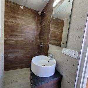 Bathroom Image of 1650 Sq.ft 3 BHK Apartment / Flat for sale in Chester Hills, Bajoral Khurd Solan for Rs. 9200000