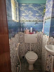 Bathroom Image of 925 Sq.ft 2 BHK Builder Floor for sale in Bhowanipore Kolkata for Rs. 7000000